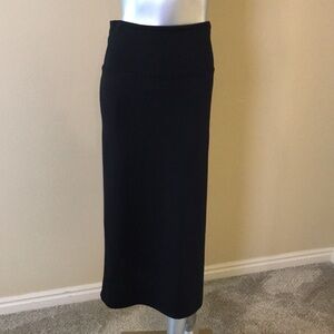 2-Hip Black Midi Skirt